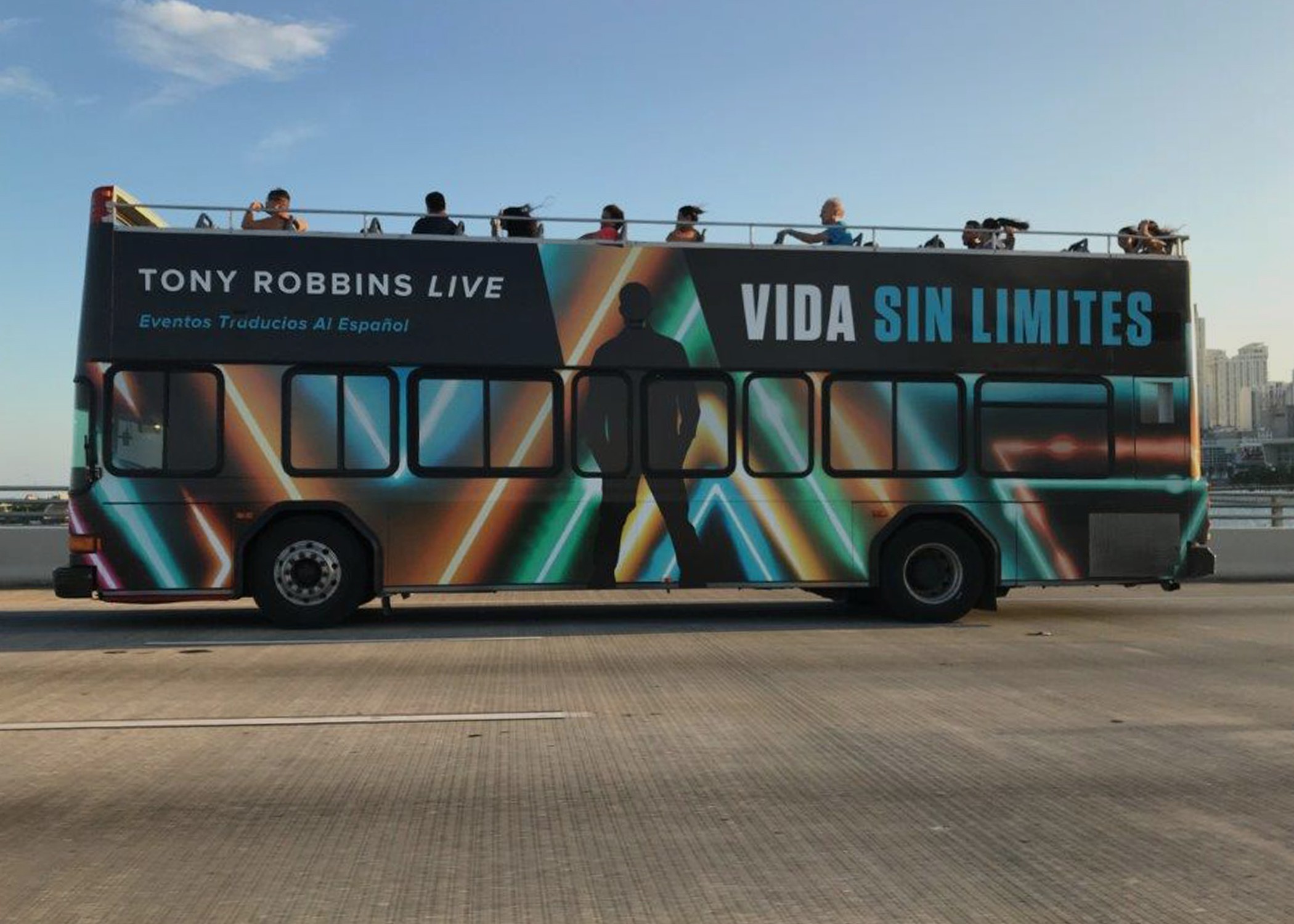Tony Robbins bus wrap advertisement